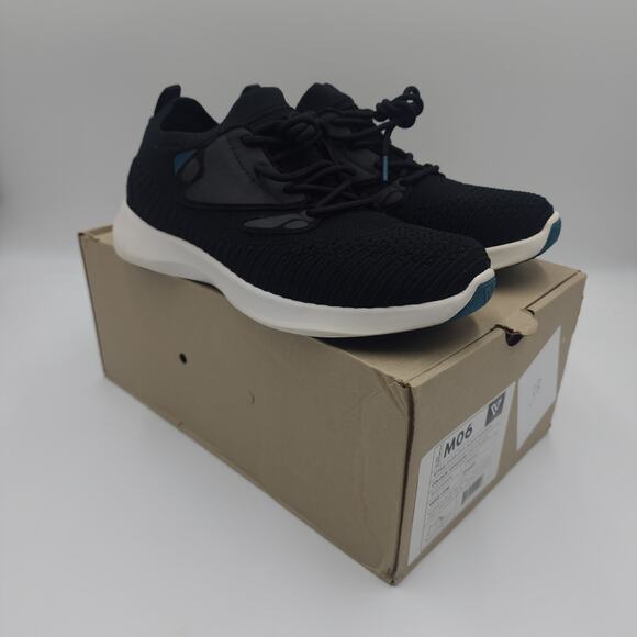 Vessi Everyday Move Sneaker in Onyx Black Size 6 main image 4